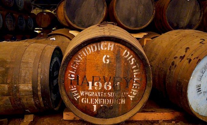 angle Bring Hardship Cum sunt realizate butoaiele pentru whisky? Afla din articol